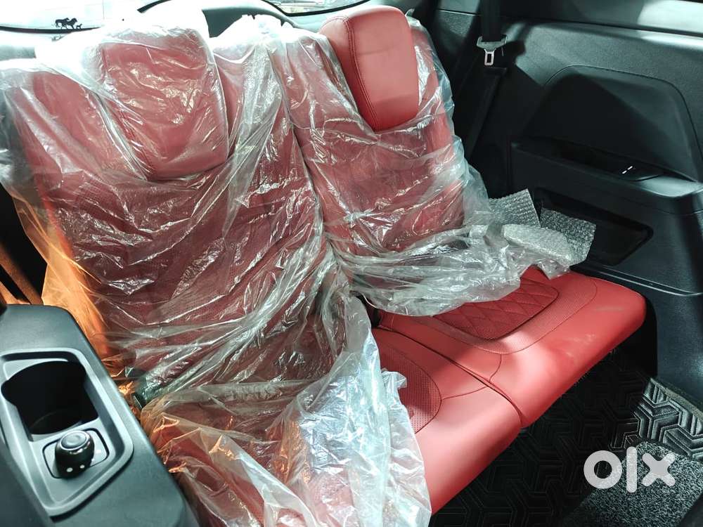 Tata Safari 2.0 Kryotec Xza Plus (o) Red Dark Edition, 2023, Diesel