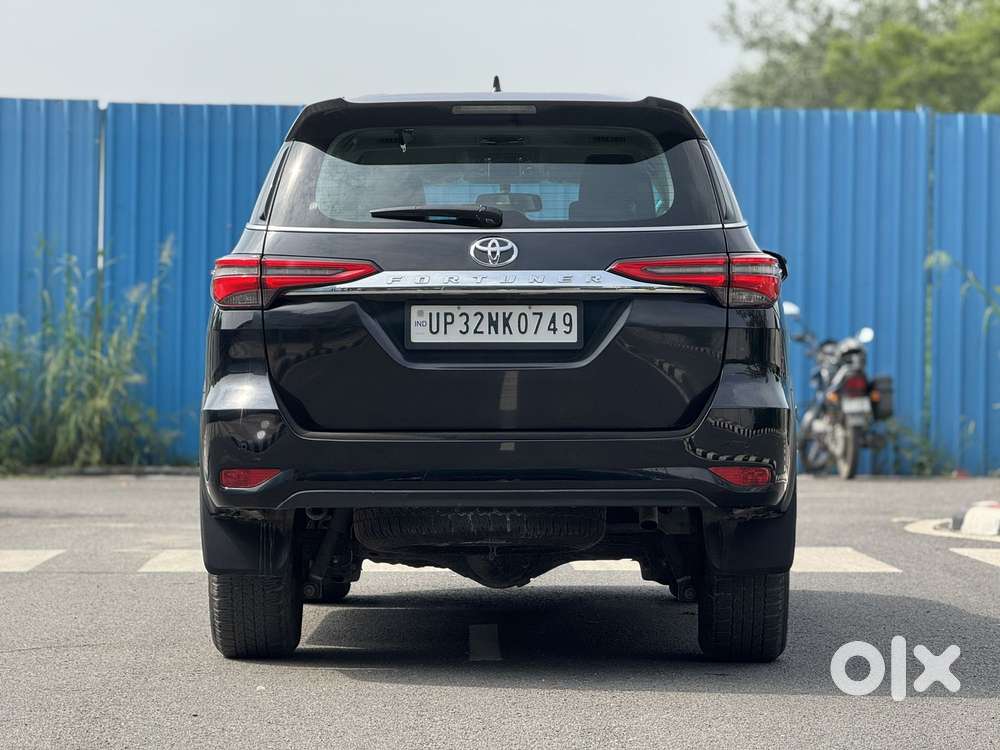 Toyota Fortuner 4x2 At 2.7 Petrol, 2023, Petrol