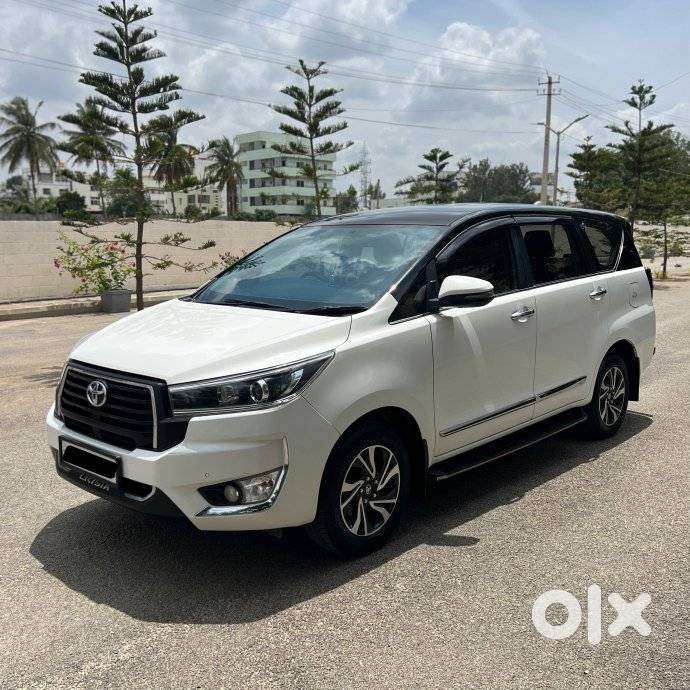 Toyota Innova Crysta 2.4 V, 2023, Diesel