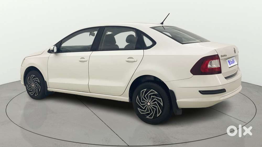 Skoda Rapid 1.0 Tsi Active, 2020, Petrol