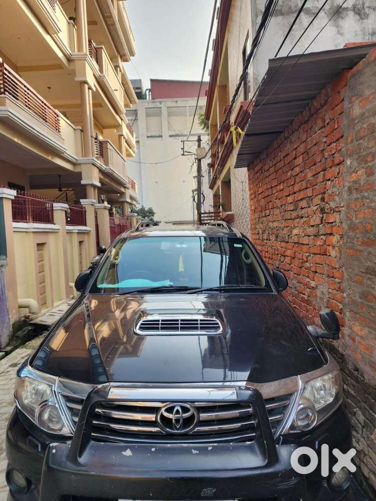 Toyota Fortuner 2015 Diesel 192000 Km Driven