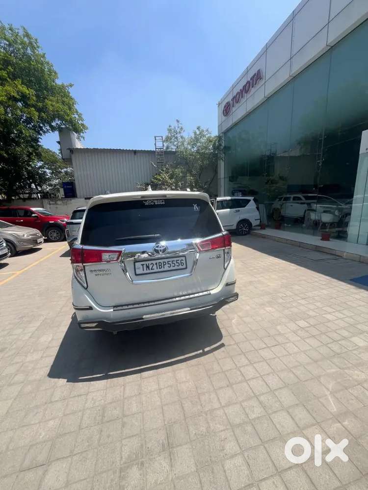 Innova Crysta 2.4 V 2021 Model