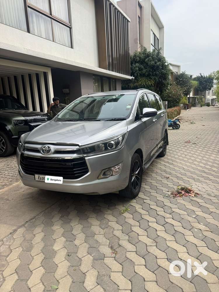 Toyota Innova Crysta 2017