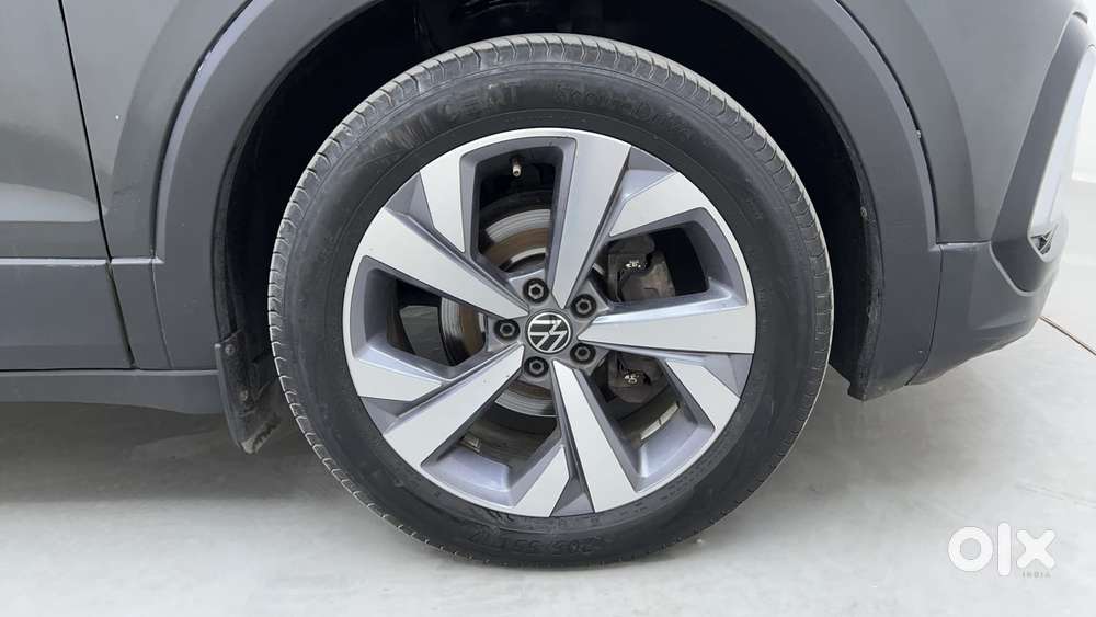 Volkswagen Taigun Topline 1.0 Tsi At (electric Seats), 2021, Petrol