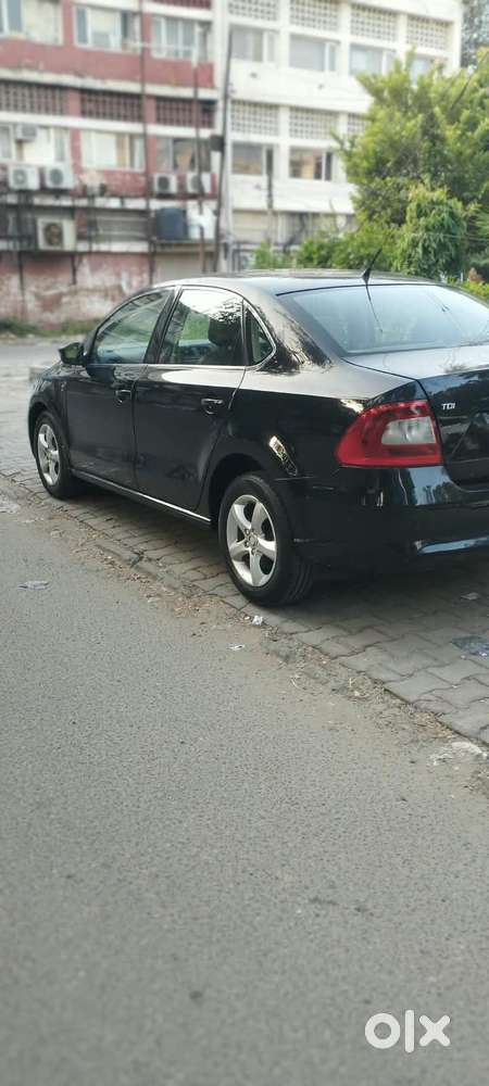 Skoda Rapid 1.5 Tdi Ambition, 2012, Diesel