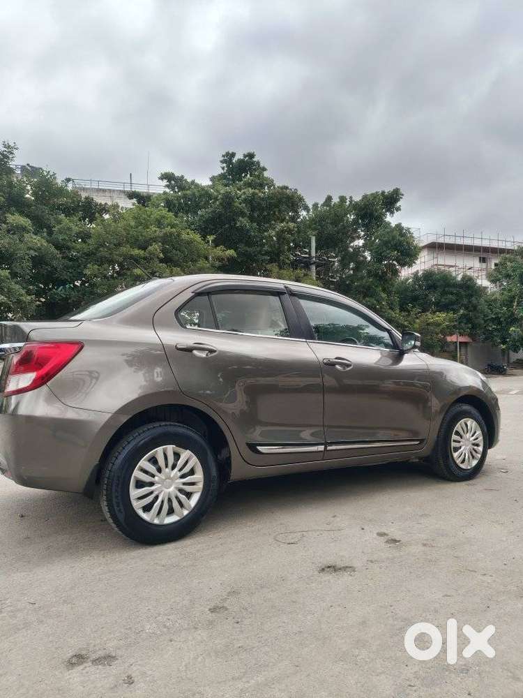 Maruti Suzuki Swift Dzire 1.3 Vxi, 2021, Petrol