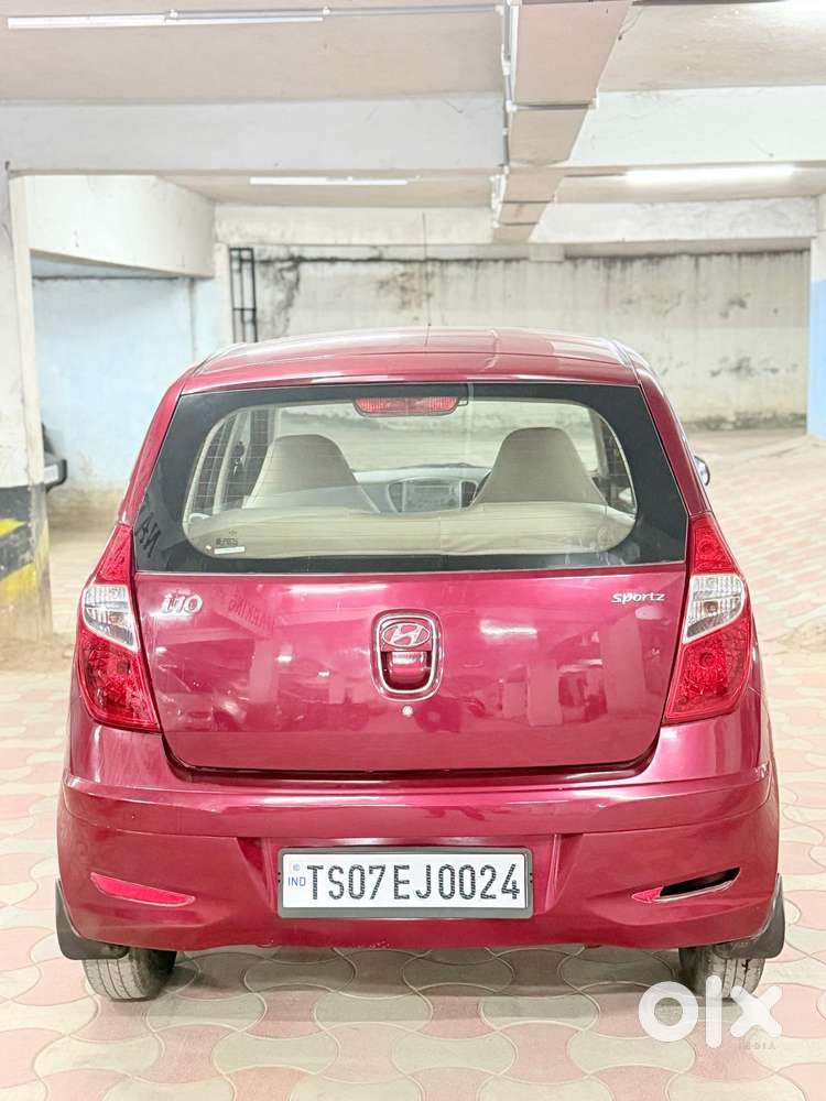 Hyundai I10 Sportz, 2014, Petrol