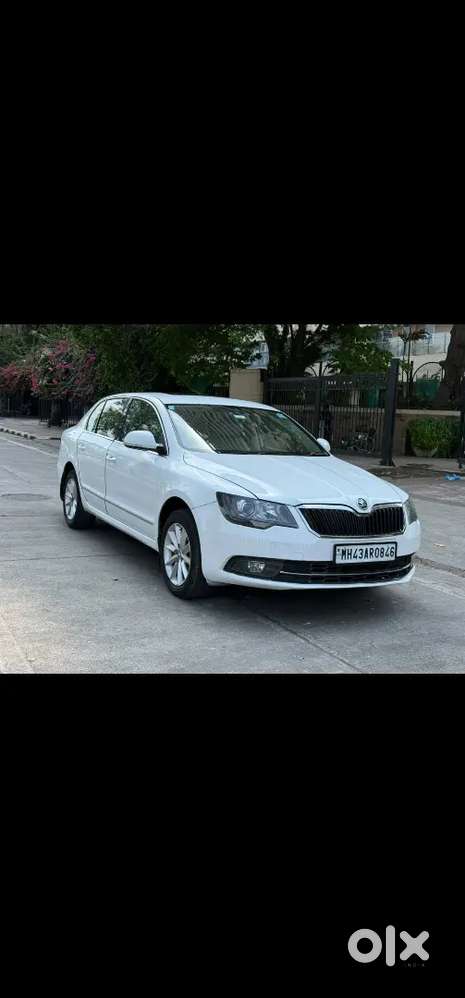 Skoda Superb Elegance 2014 Variant