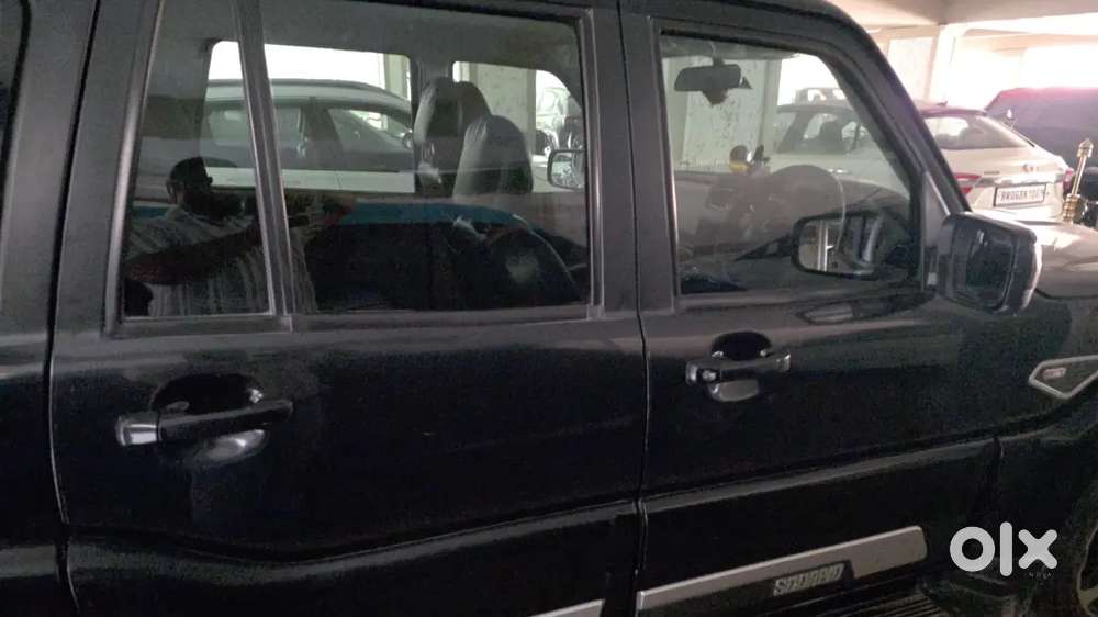 Mahindra Scorpio Classic 2023 Diesel 82000 Km Driven