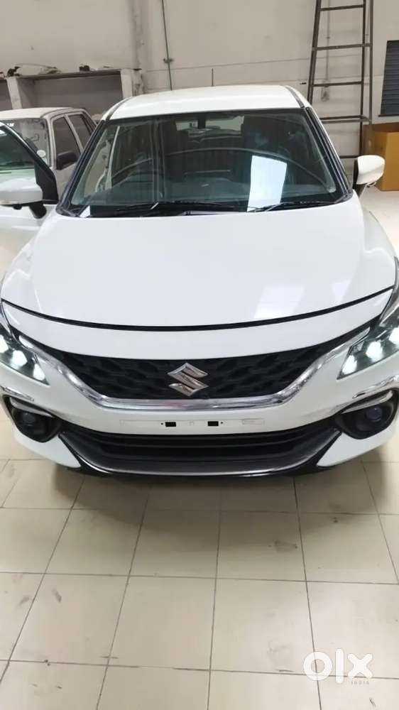Baleno Arctic White