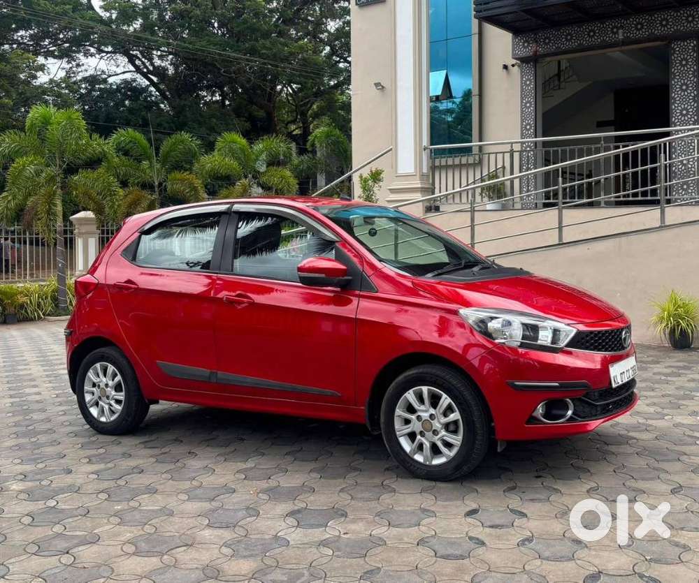 Tata Tiago 1.2 Revotron Xta, 2018, Petrol