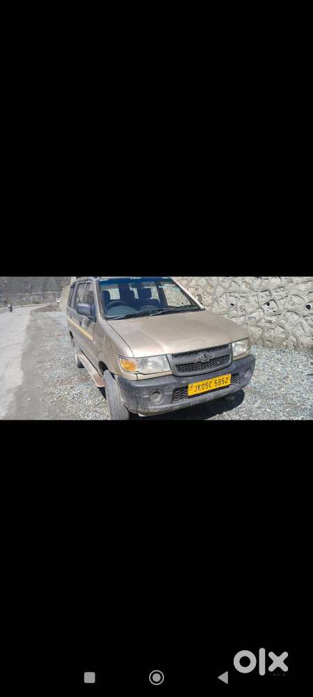 Chevrolet Tavera 2012 Diesel Well Maintained