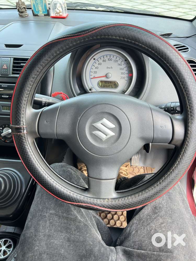 Maruti Suzuki Ritz Lxi, 2011, Petrol