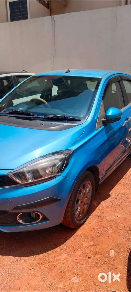 Tata Tiago 1.2 Revotron Xz 2016 Petrol