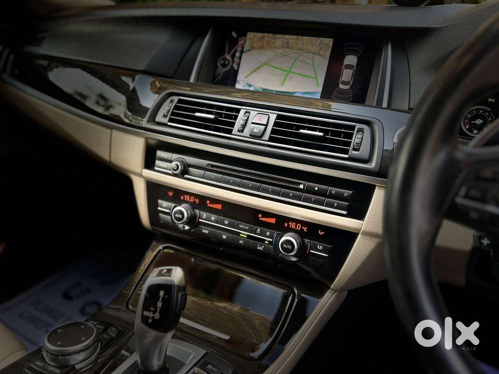 Bmw 5 Series 2.0 520i Luxury Line, 2016, Petrol