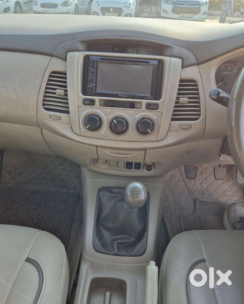 Toyota Innova 2.5 G (diesel) 7 Seater, 2013, Diesel