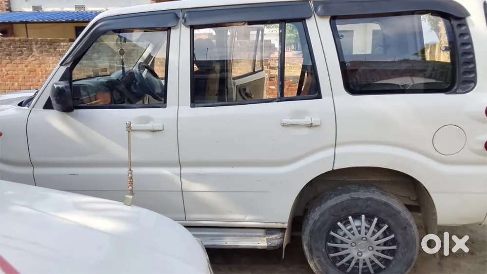 Mahindra Scorpio 2.5 Ex 2012 Year