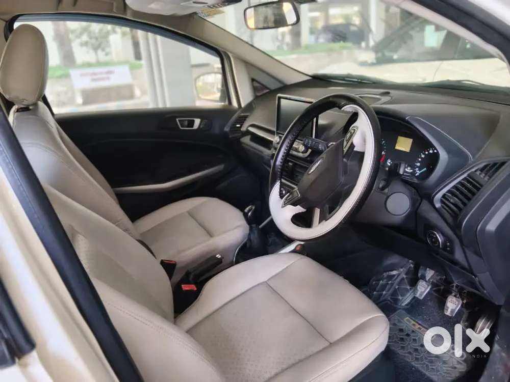 Best Safest Car. Like New.