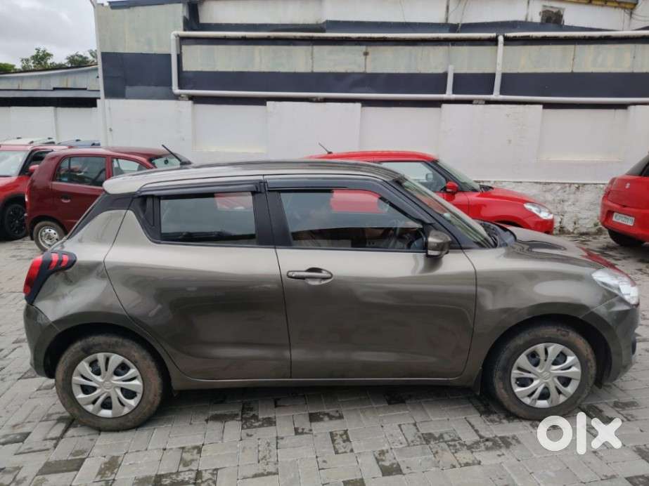 Maruti Suzuki Swift 1.2 Vxi (o), 2021, Petrol