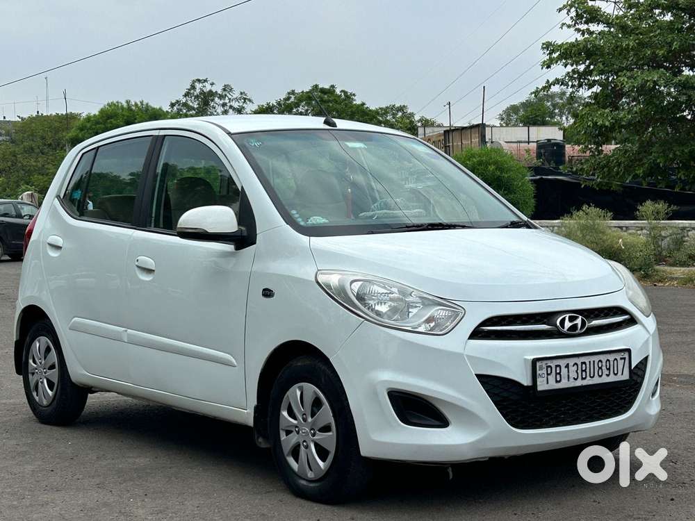Hyundai I10 Sportz At, 2012, Petrol