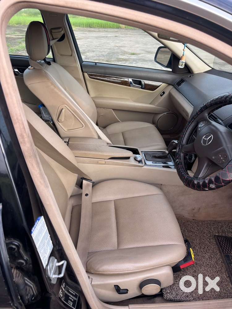 Mercedes-benz C-class 2009 Car With Sunroof