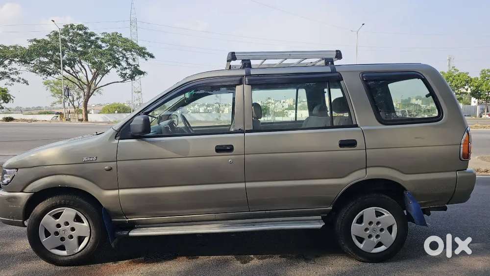 Chevrolet Tavera. Good Condition. Fc Running 2028. Insurance Running