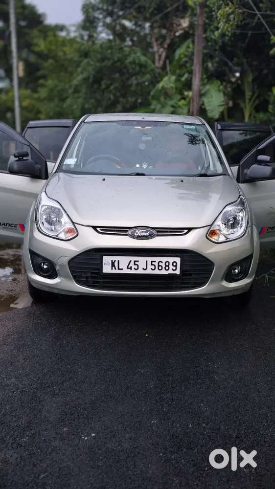 Ford Figo Diesel Lxi 2013, Company Service Genuine Km. You Can Check