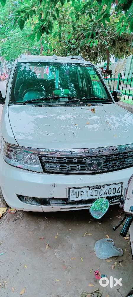 Tata Safari Storme 2017