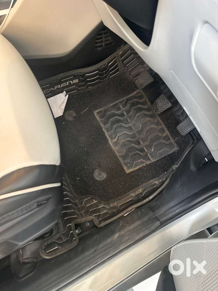 Kia Carens 2025 Hte Petrol Manual