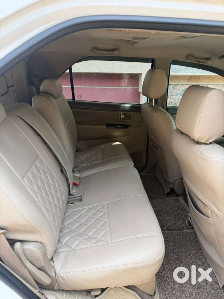 Toyota Fortuner Diesel 2012