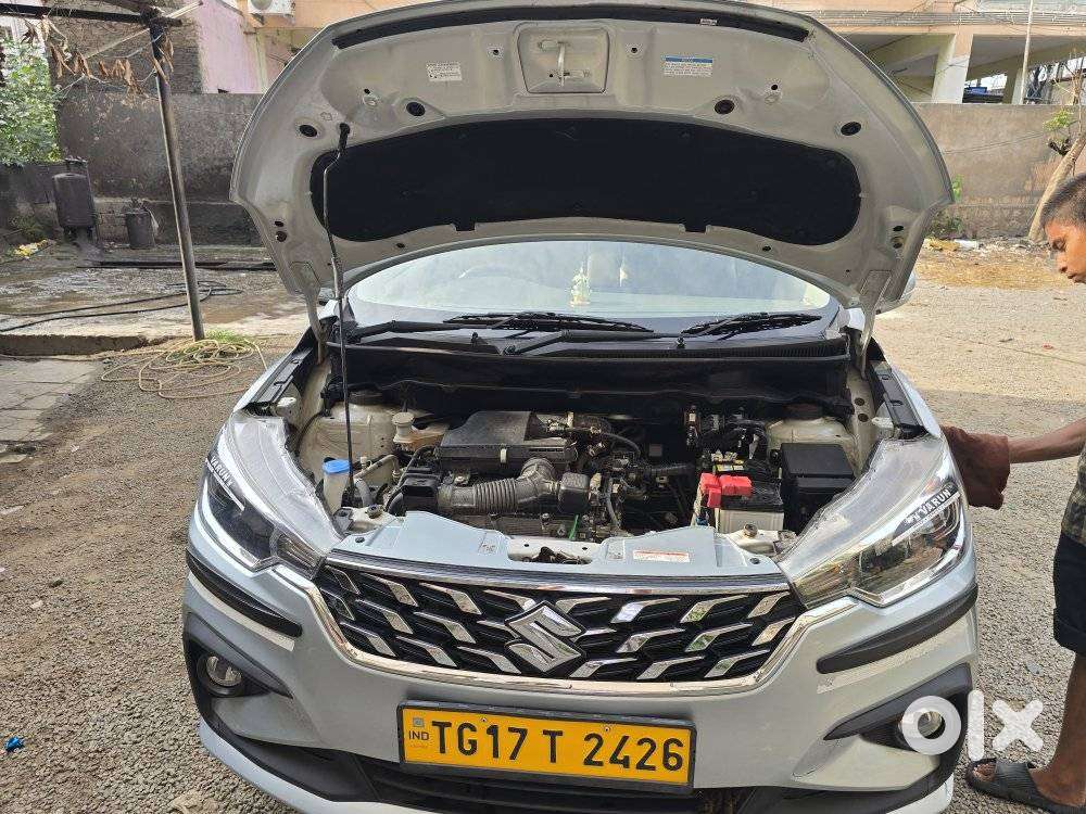 Maruti Suzuki Ertiga Vxi Shvs At, 2025, Petrol