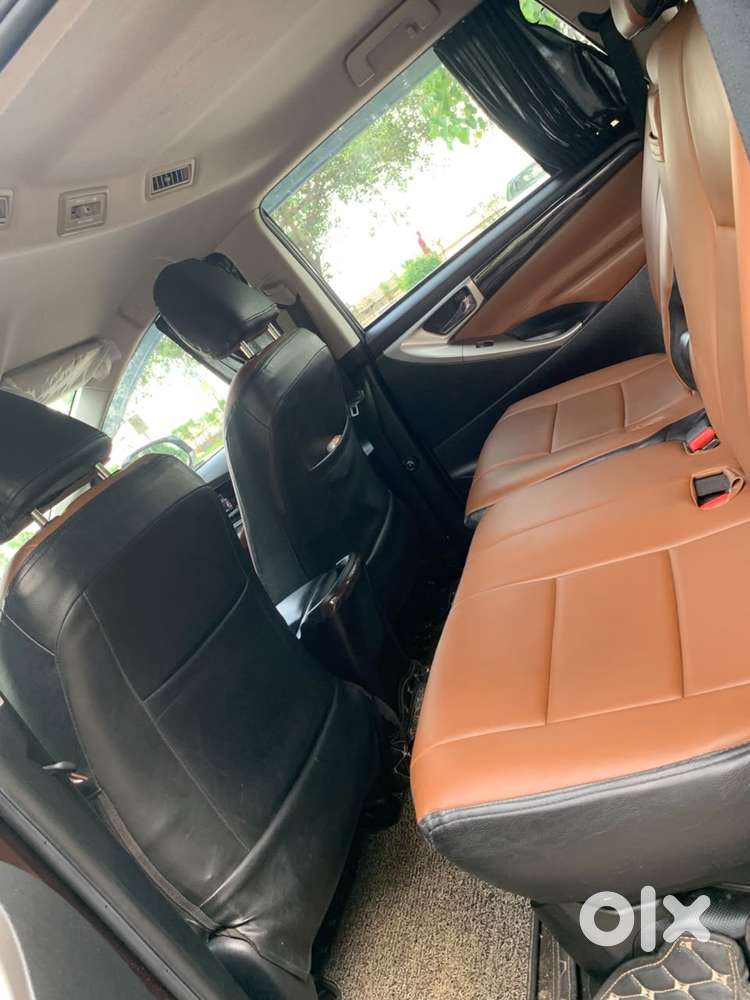 Toyota Innova Crysta [2020-ongoing] 2.4 Gx 8 Str, 2020, Diesel