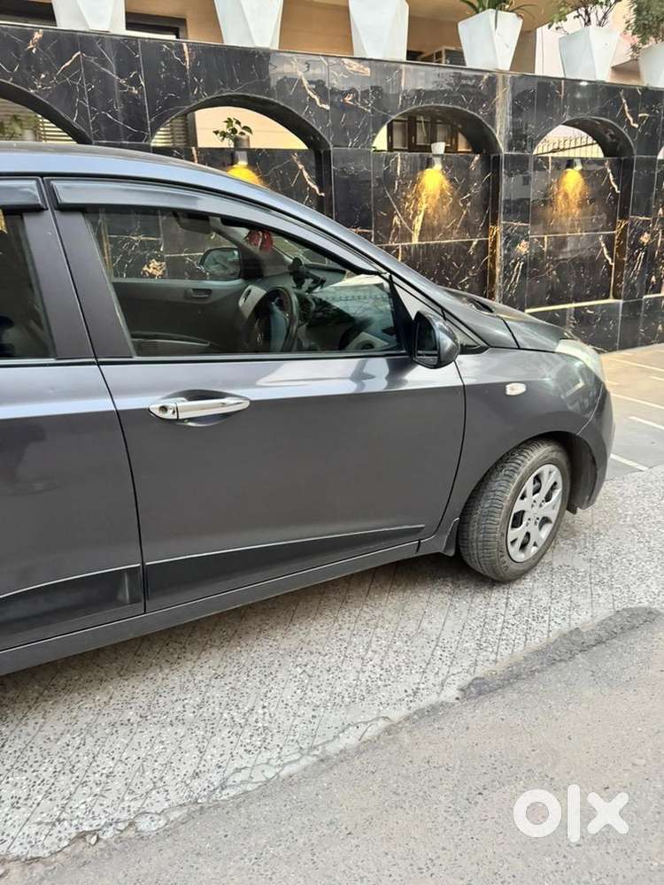 Hyundai Grand I10 2016 Petrol Well Maintained