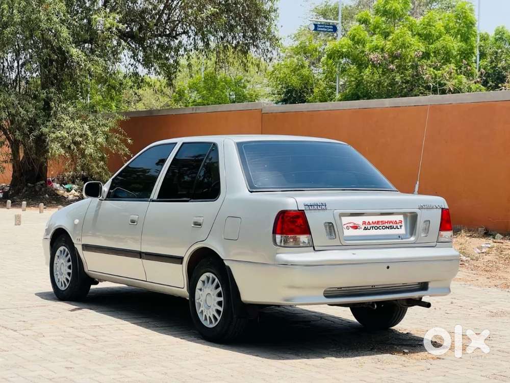 Maruti Suzuki Esteem Vxi - Bsiii, 2005, Petrol