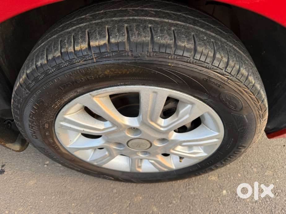 Tata Tiago 1.2 Revotron Xza, 2018, Petrol