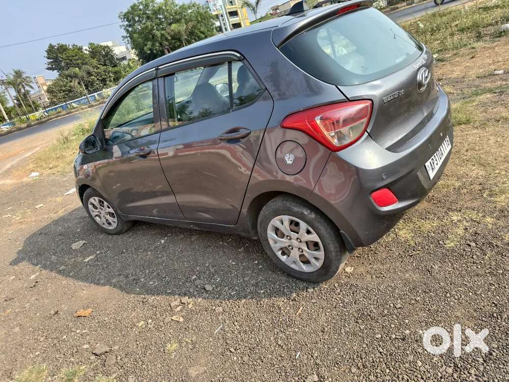 Hyundai Grand I10 Prime 2015 Diesel 105000 Km Driven
