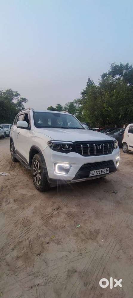 Mahindra Scorpio N Z8 Petrol At 7 Str, 2025, Cng & Hybrids