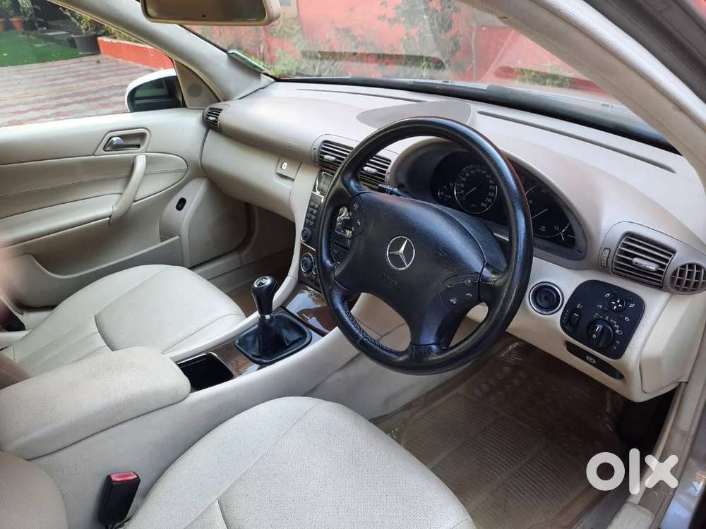 W203  Mercedes Benz C Class Diesel Manual  Car Rare