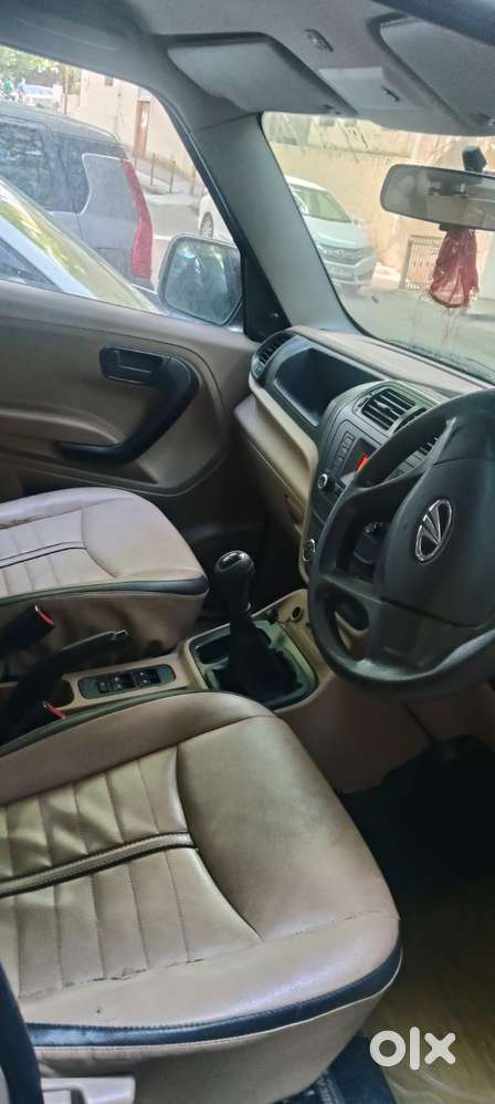 Mahindra Tuv 300 T6, 2016, Diesel
