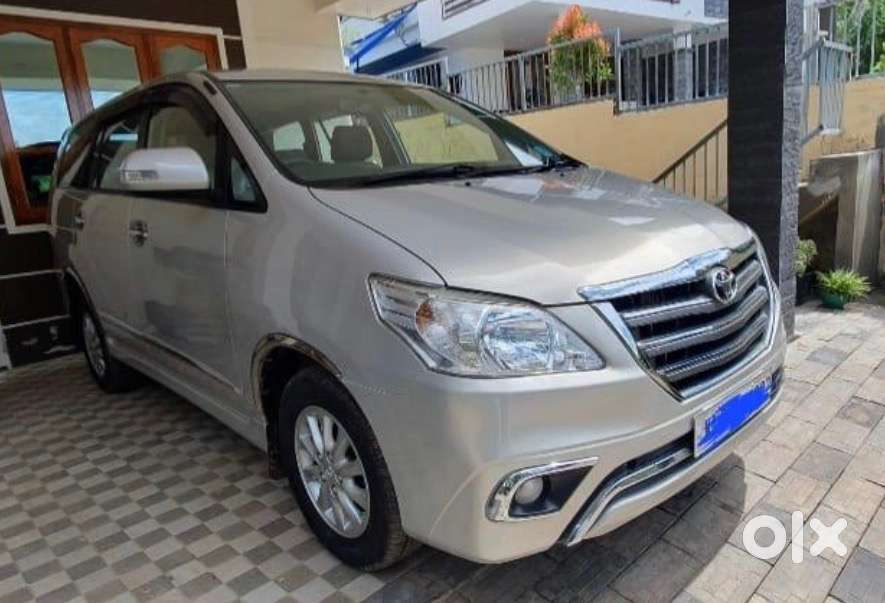 Toyota Innova 2013 Diesel 93000 Km Driven