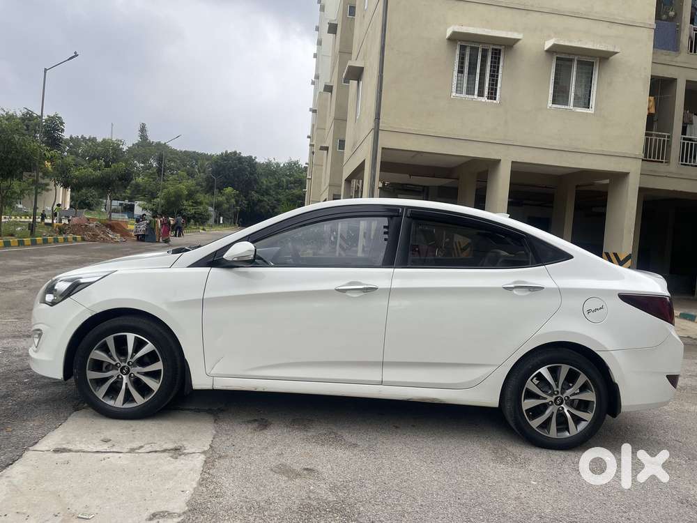 Hyundai Verna 1.6 Sx (o) Anniversary Edition Vtvt, 2016, Petrol