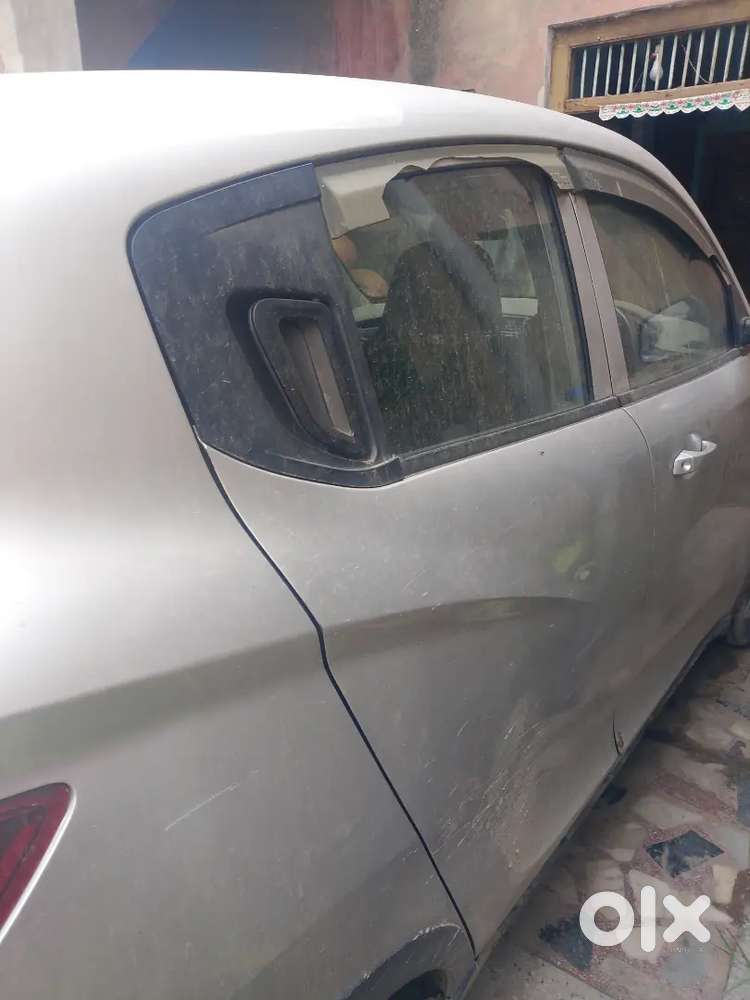 Mahindra Kuv100 Nxt 2016