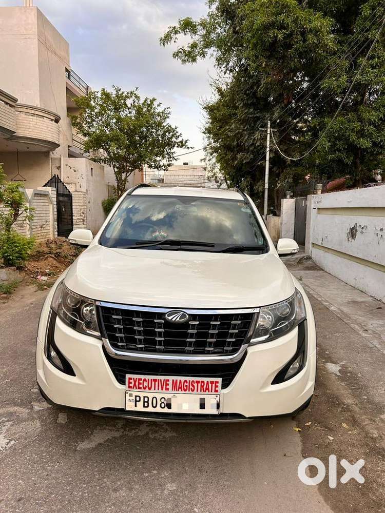 Mahindra Xuv500 2018 Diesel 85000 Km Driven