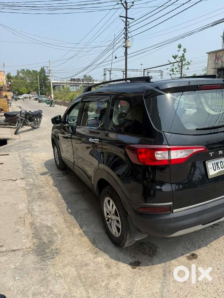 Renault Triber 2025 Petrol Variant Rxt