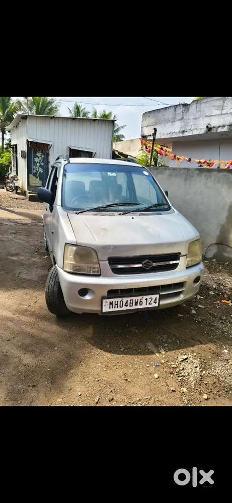 गुड कंडिशन कार न्यू टायर न्यू सस्पेन्शन साऊंड सिस्टिम एलईडी हेडलाईट