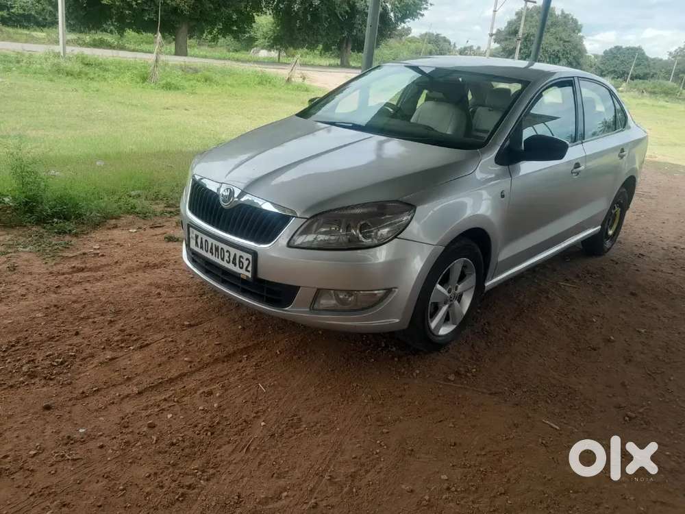 Skoda Rapid 2015 Diesel 104000 Km Driven