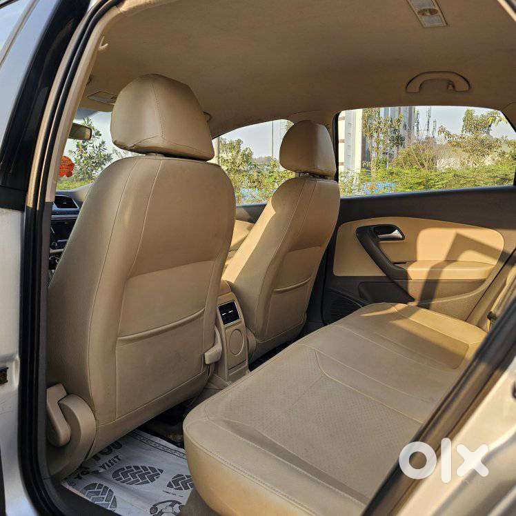 Volkswagen Vento 1.2 Highline Plus At 16 Alloy, 2017, Petrol