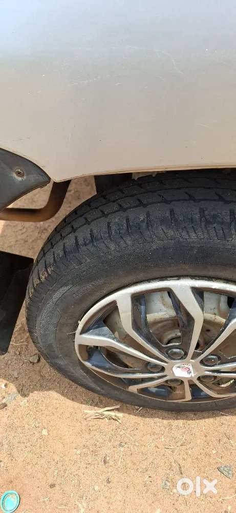 Maruti Suzuki 800 2010