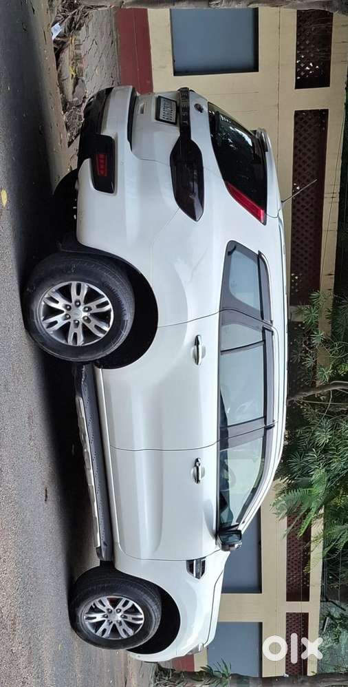 Ford Endeavour 3.2 Titanium At 4x4, 2016, Diesel