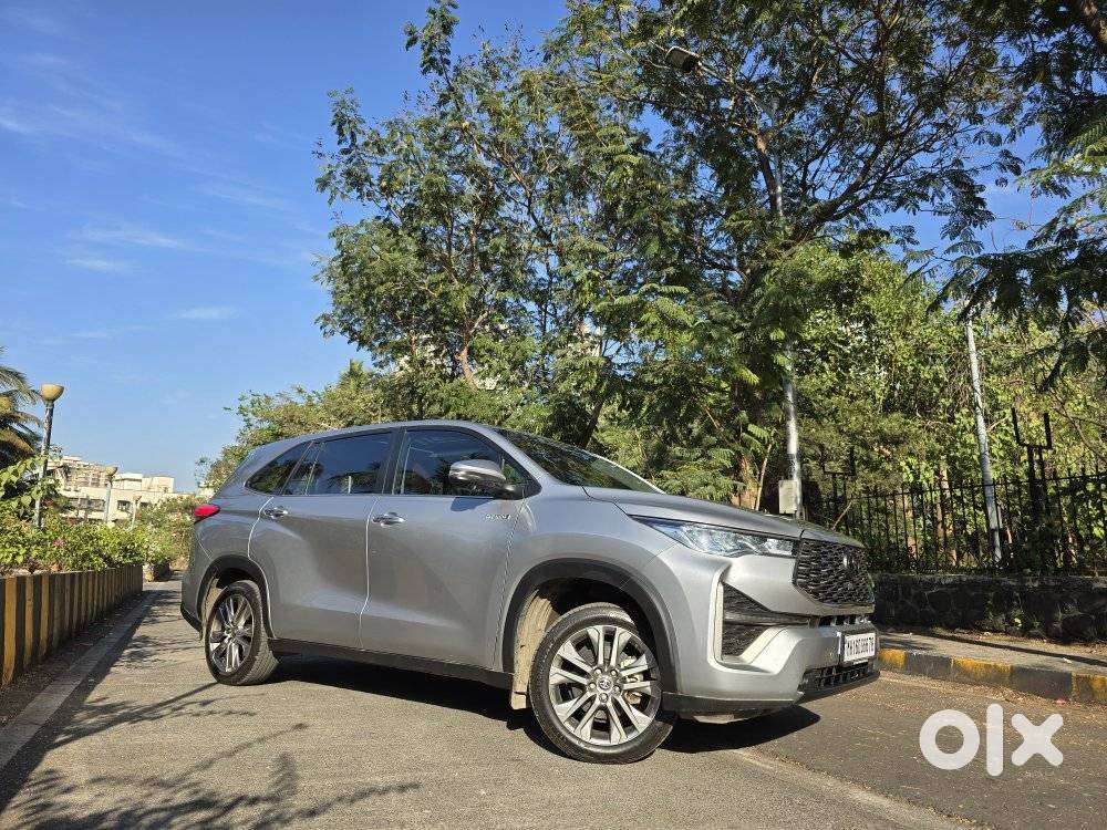 Toyota Innova Hycross 2.0 Zx (o) Hybrid 7 Str, 2024, Petrol
